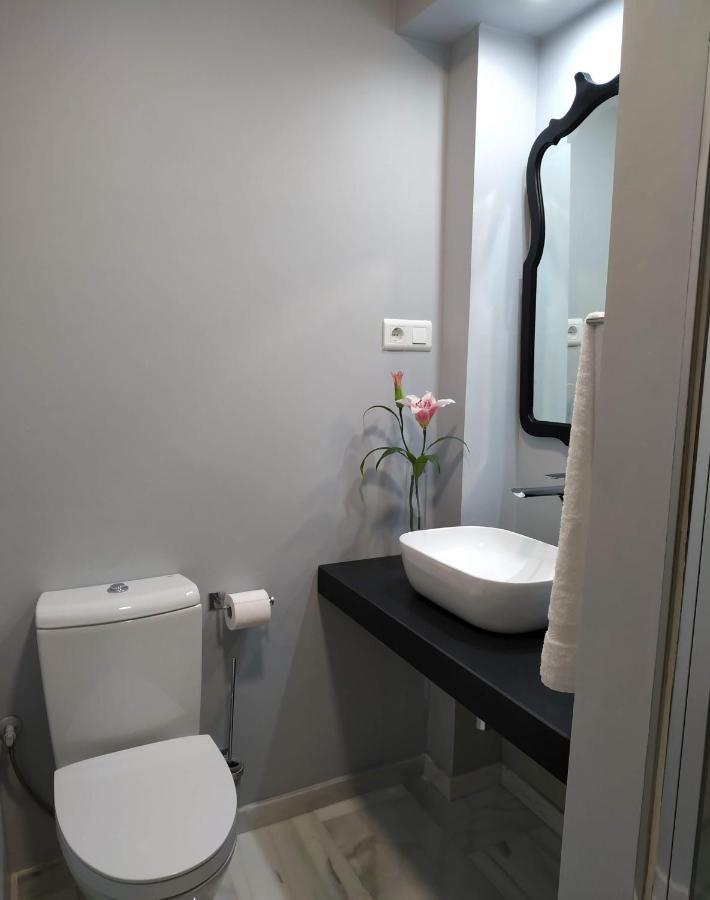 Kentia Rooms Málaga Extérieur photo